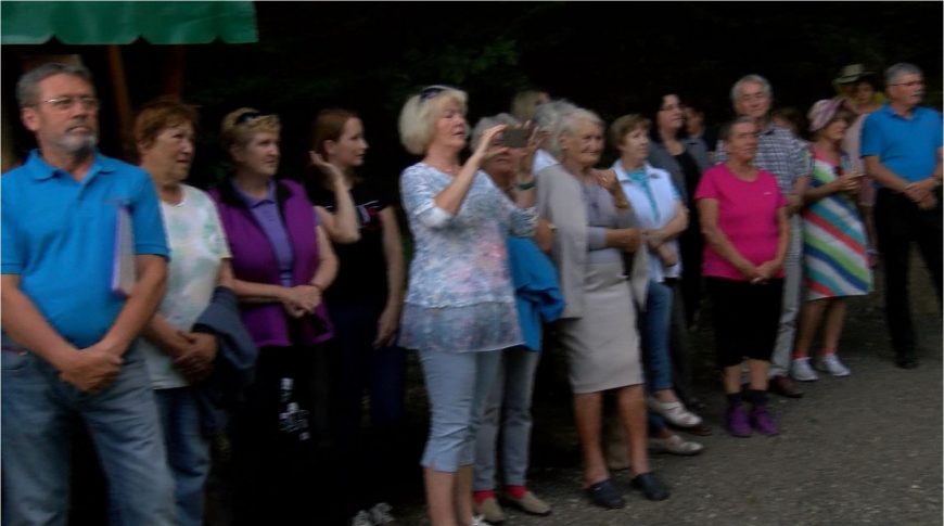 Društvo Gremo naprej in Zlati studenec